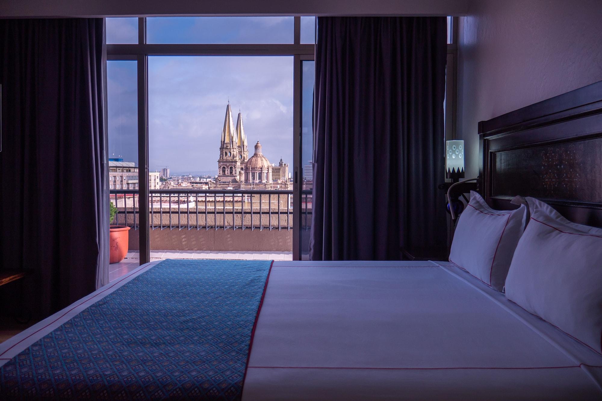 Hotel Fenix Guadalajara Kültér fotó