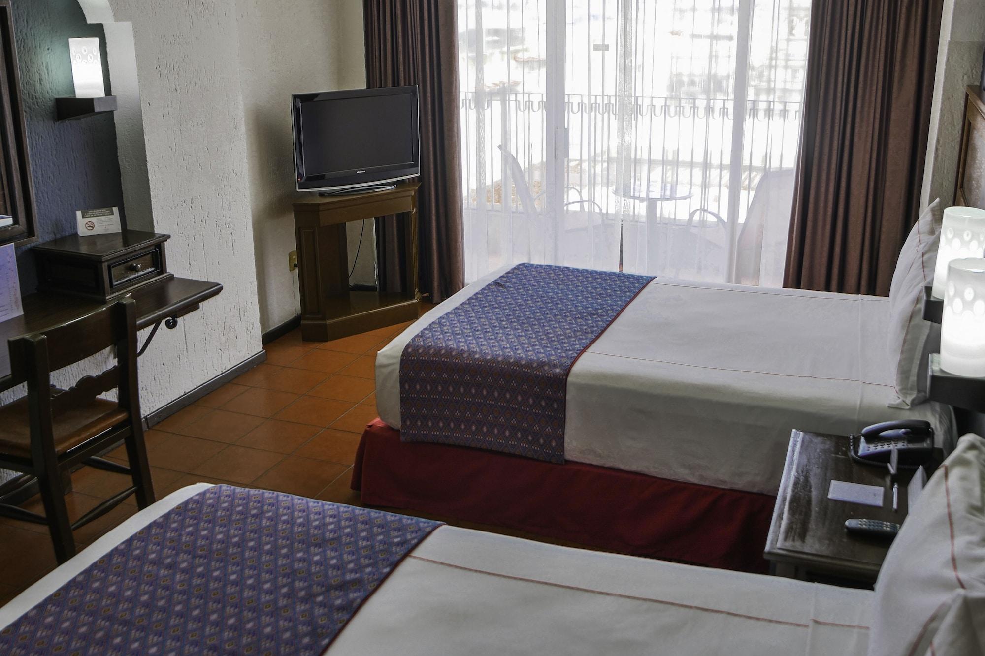 Hotel Fenix Guadalajara Kültér fotó